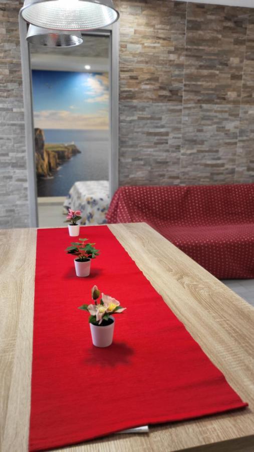 몰라디바리 Holithªy Molª B&B 외부 사진